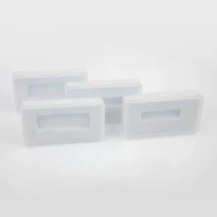 Plastic geheugenstickdoosje
