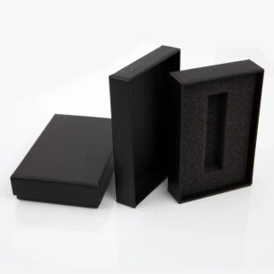 Kartonnen doosje voor geheugenstick - Zwart